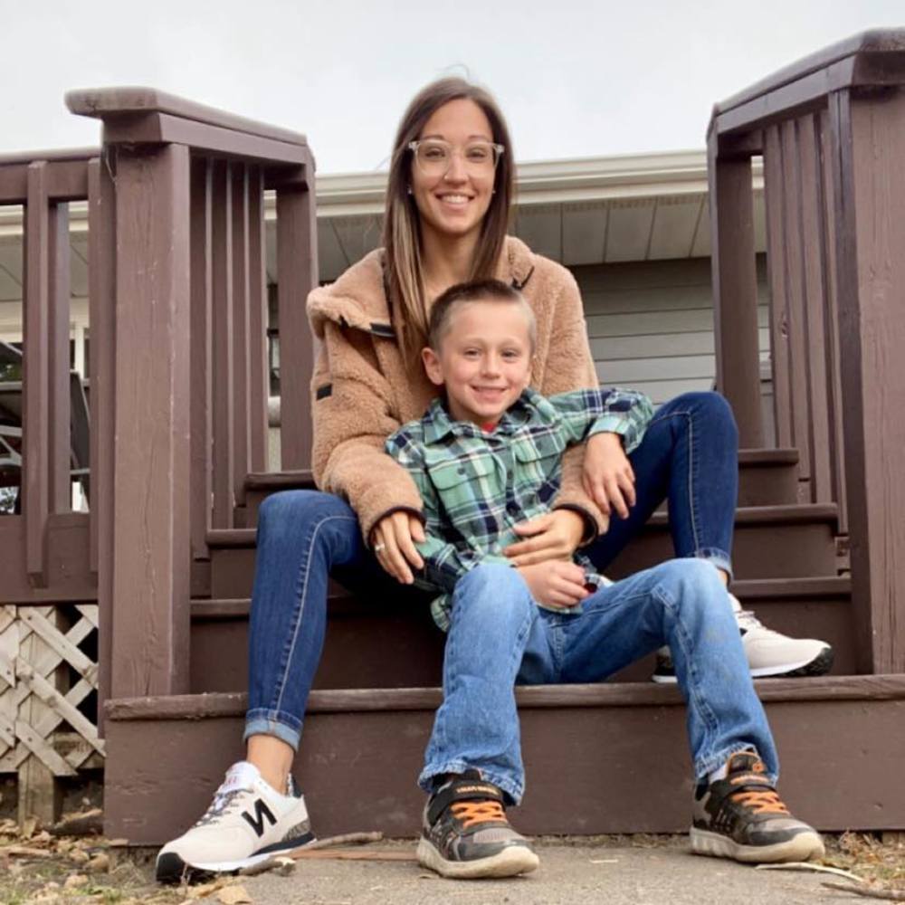 Meet your Posher, Alexis